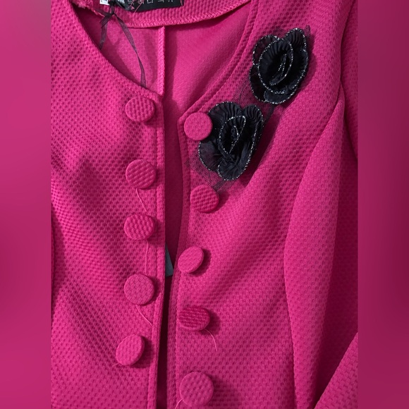 Pink Textured Button-Up Top - Picture 4 of 6